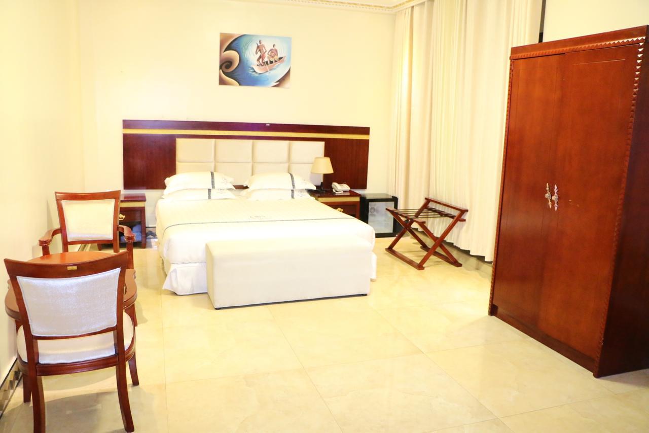 Dove Hotel Kigali Bagian luar foto