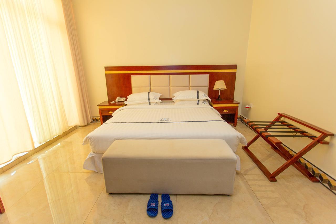 Dove Hotel Kigali Bagian luar foto