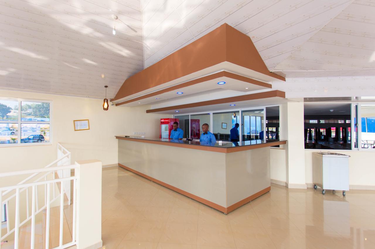 Dove Hotel Kigali Bagian luar foto