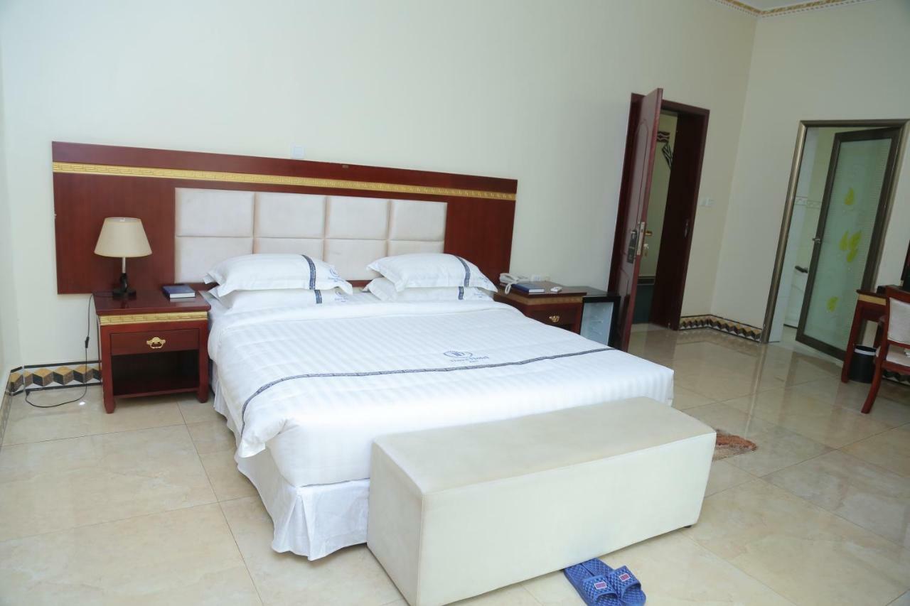 Dove Hotel Kigali Bagian luar foto